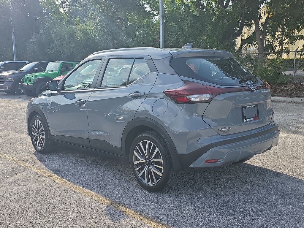 2023 Nissan Kicks SV