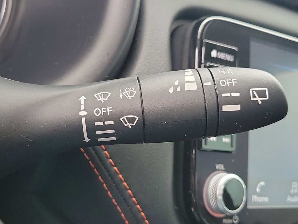 2024 Nissan Kicks SR W/PREMIUM PACKAGE