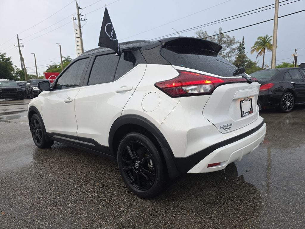2024 Nissan Kicks SR