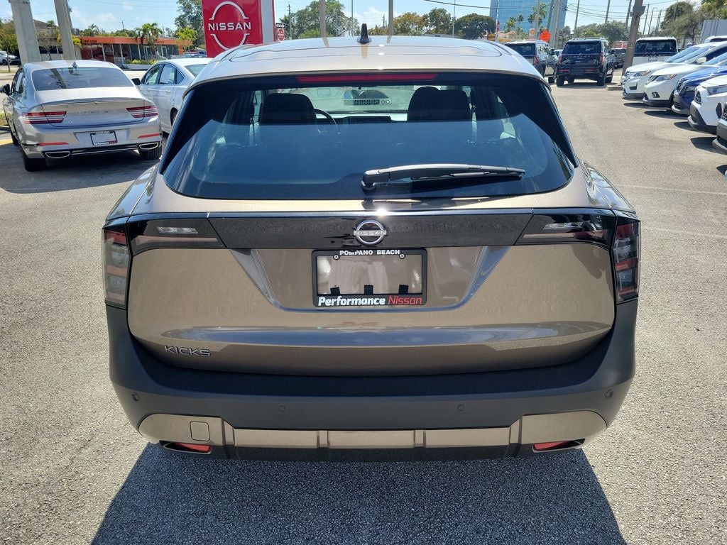 2025 Nissan Kicks S