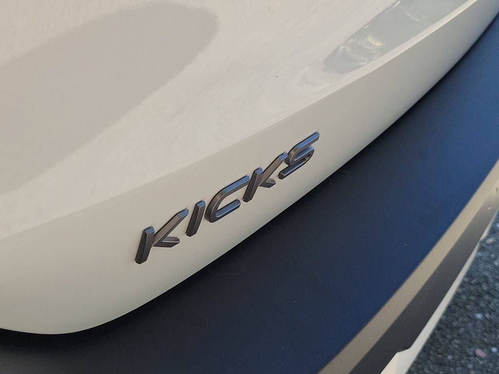 2026 Nissan Kicks S