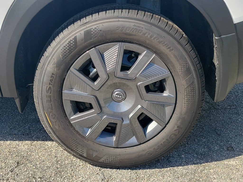 2027 Nissan Kicks S