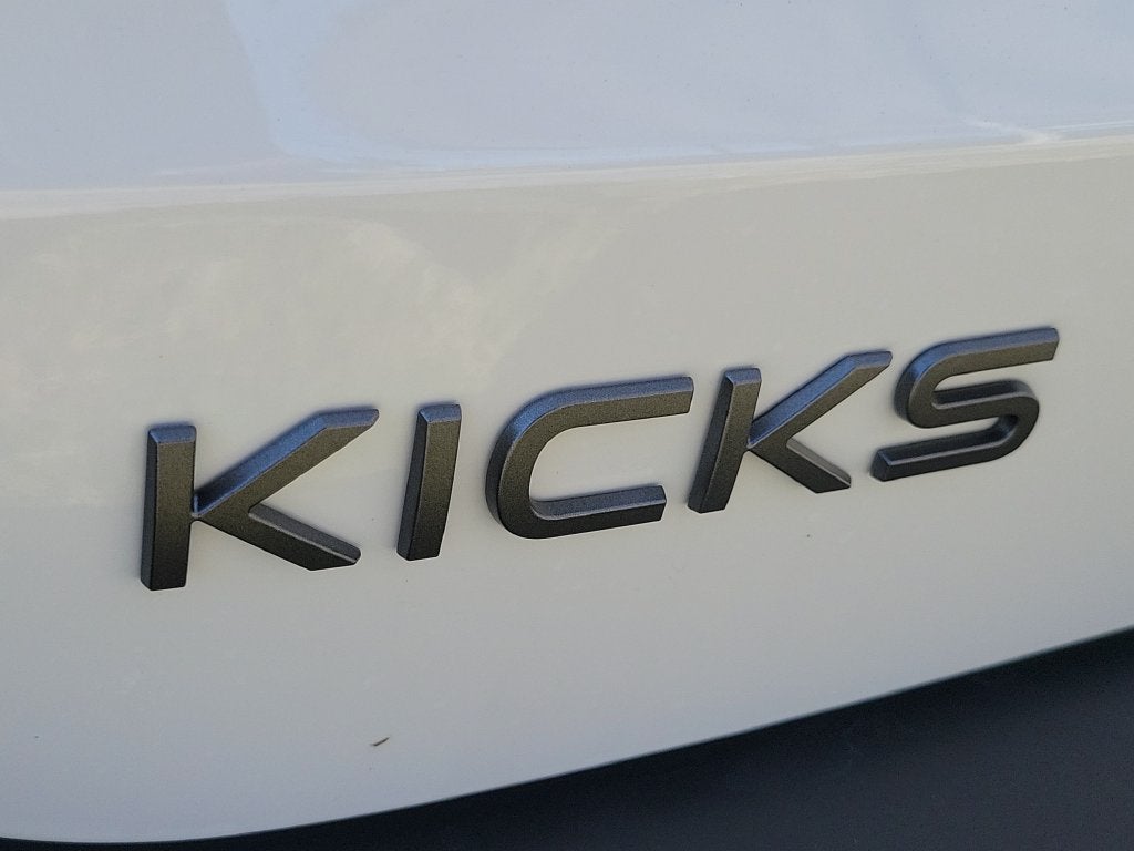 2027 Nissan Kicks S