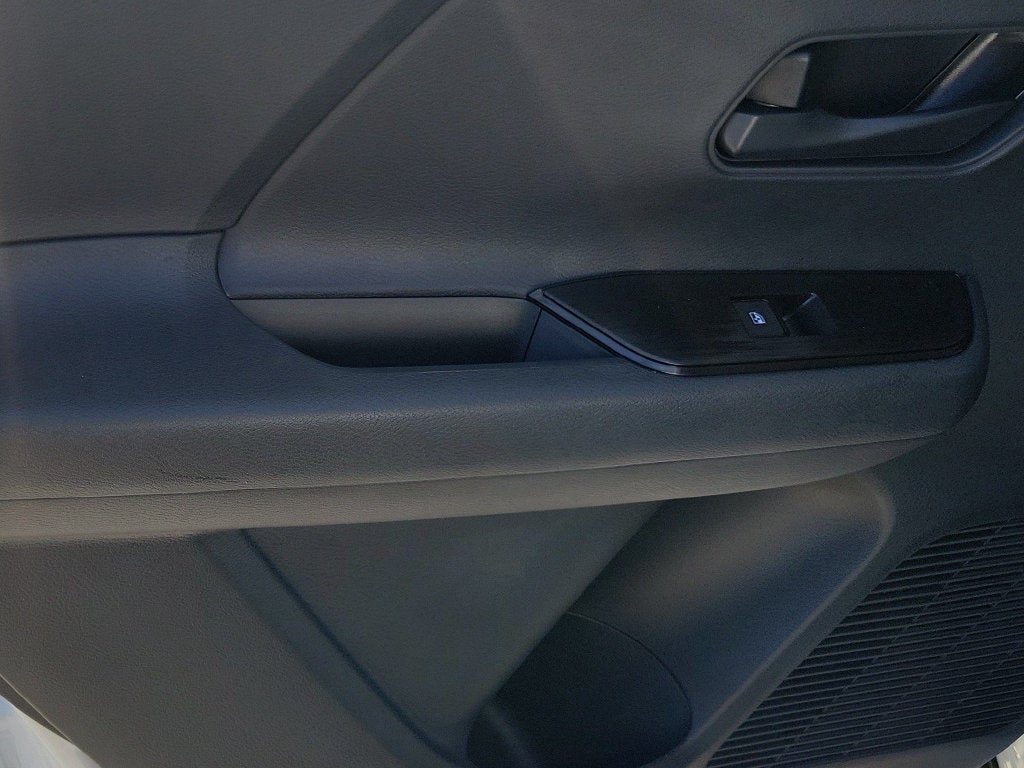 2027 Nissan Kicks S