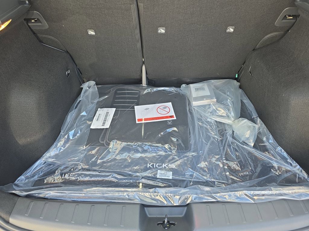 2026 Nissan Kicks S