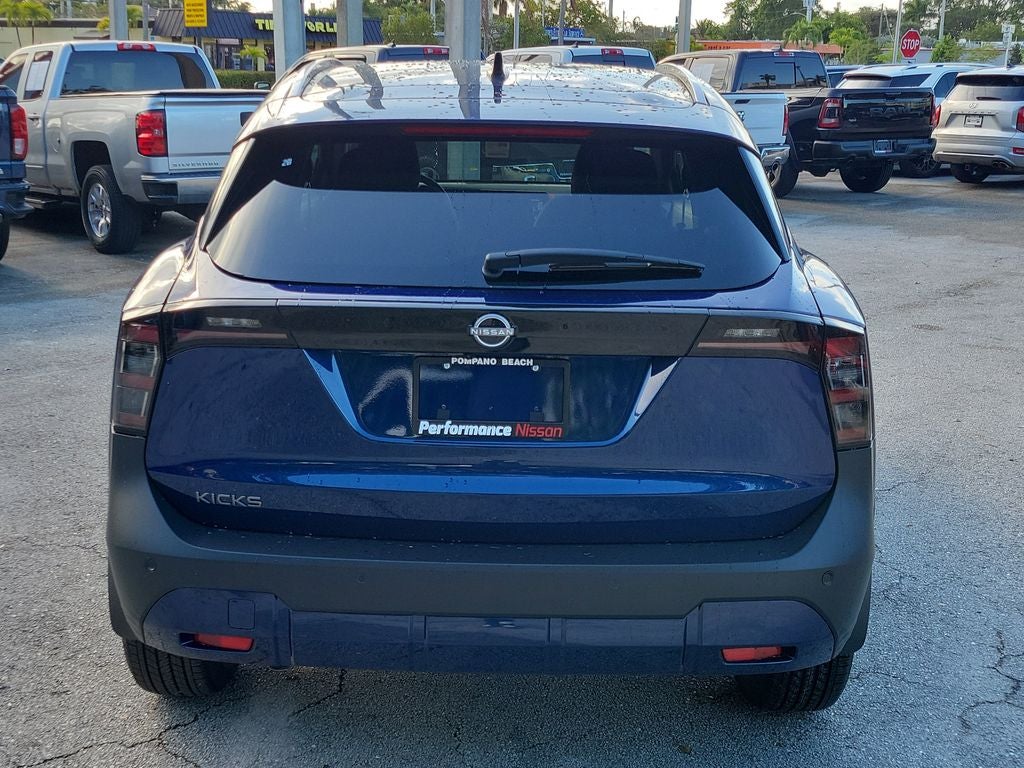 2026 Nissan Kicks SV