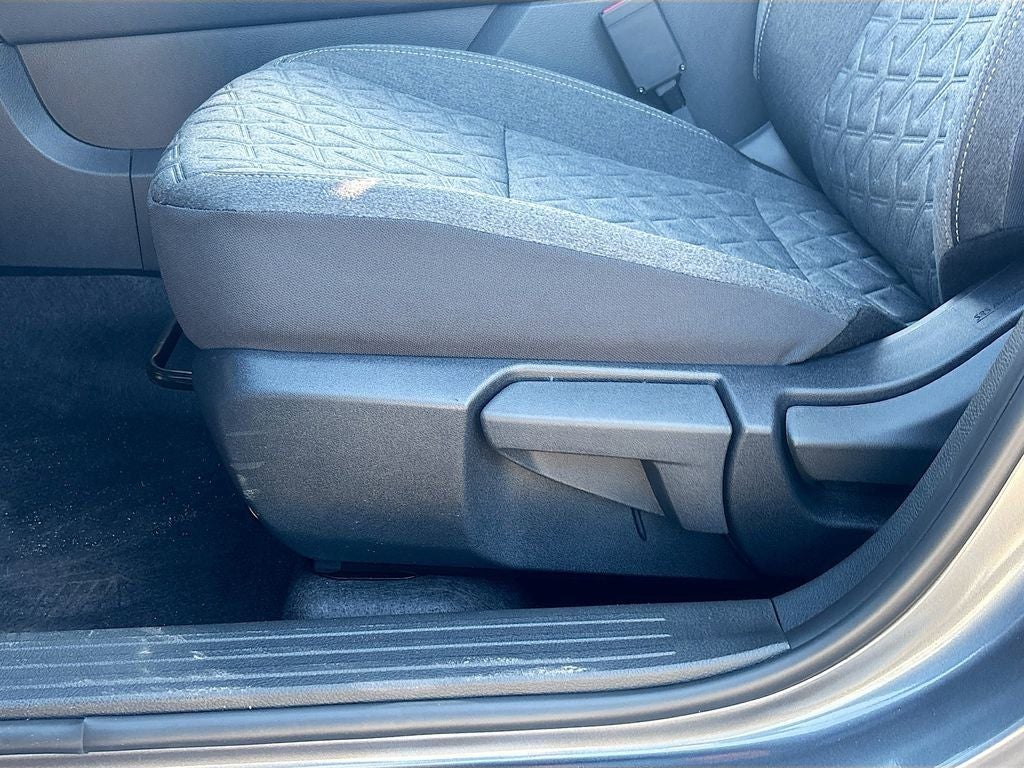 2026 Nissan Kicks SV Premium