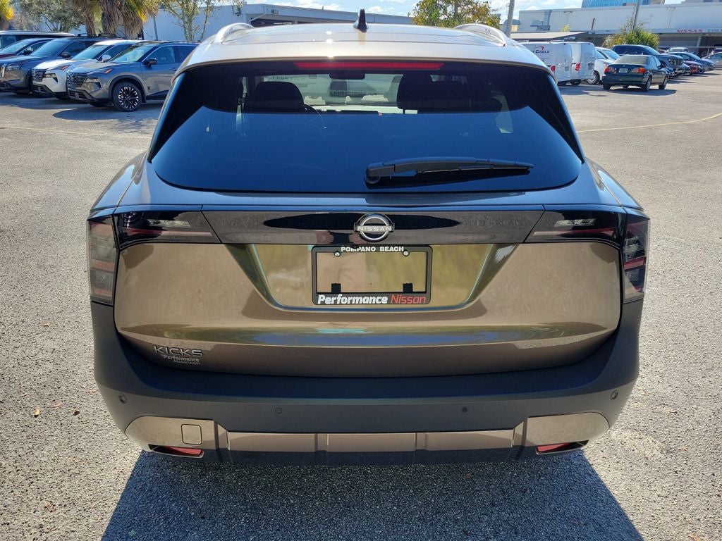 2026 Nissan Kicks SV