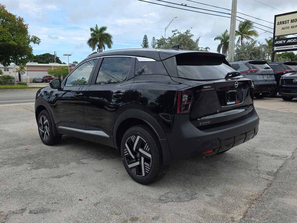2026 Nissan Kicks SV