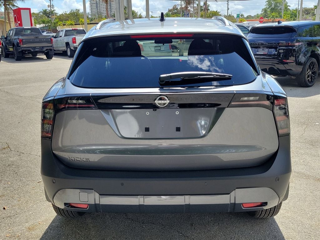 2026 Nissan Kicks SV