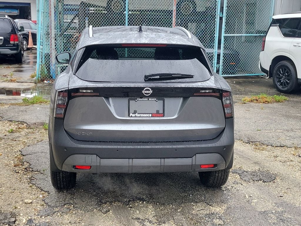 2026 Nissan Kicks SV