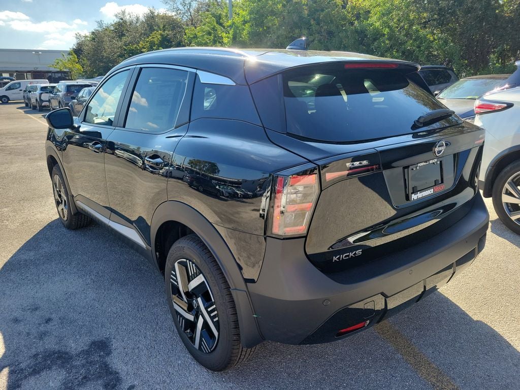 2026 Nissan Kicks SV