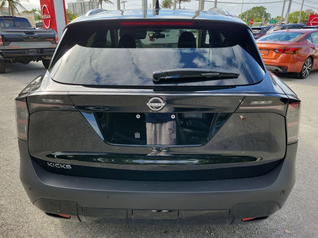 2026 Nissan Kicks SV