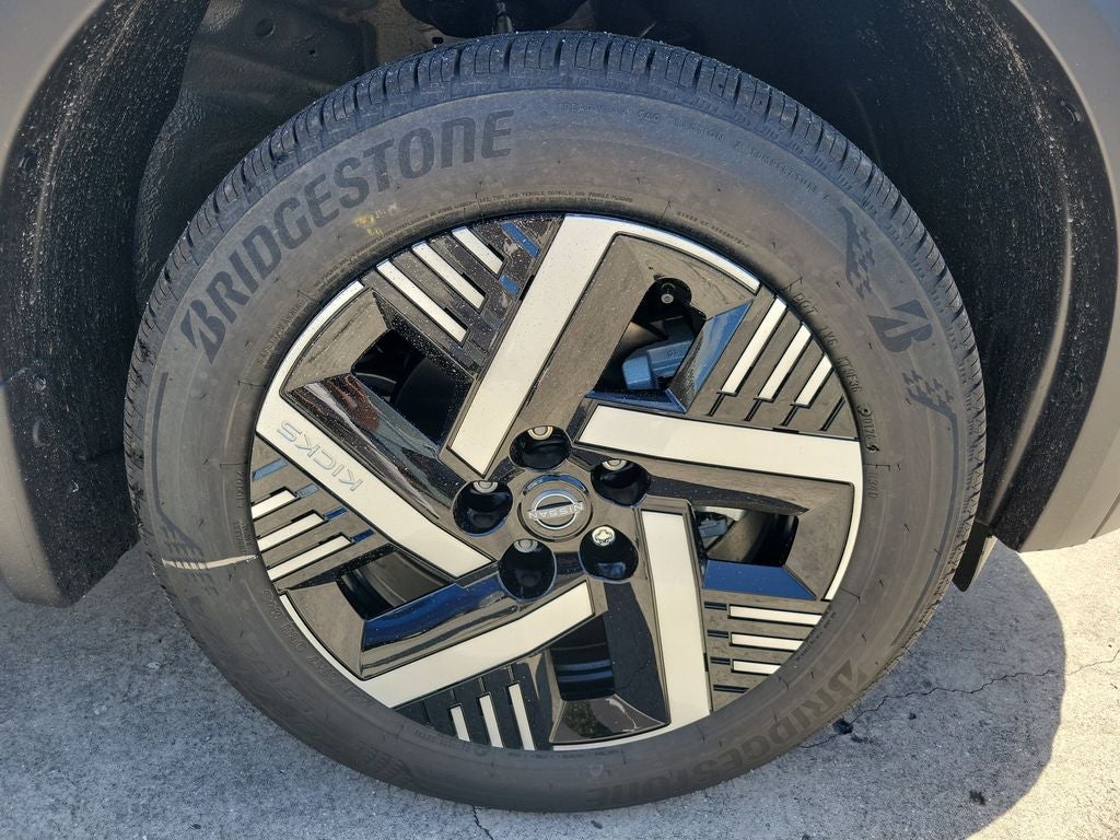 2026 Nissan Kicks SV Premium PKG