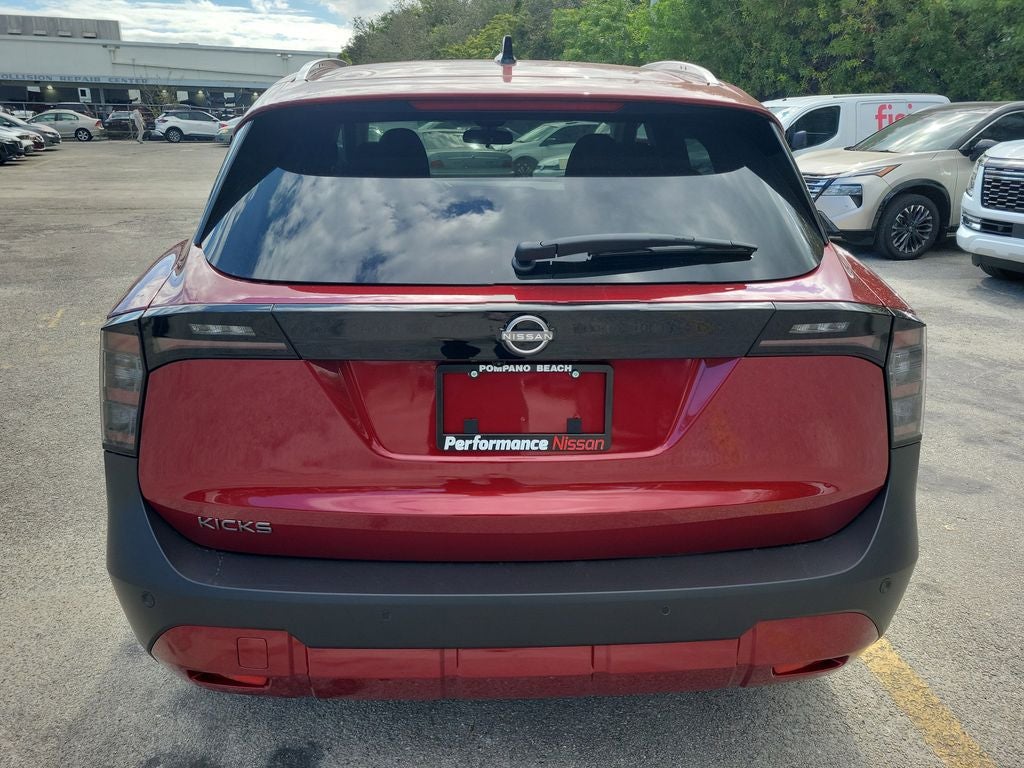 2026 Nissan Kicks SV