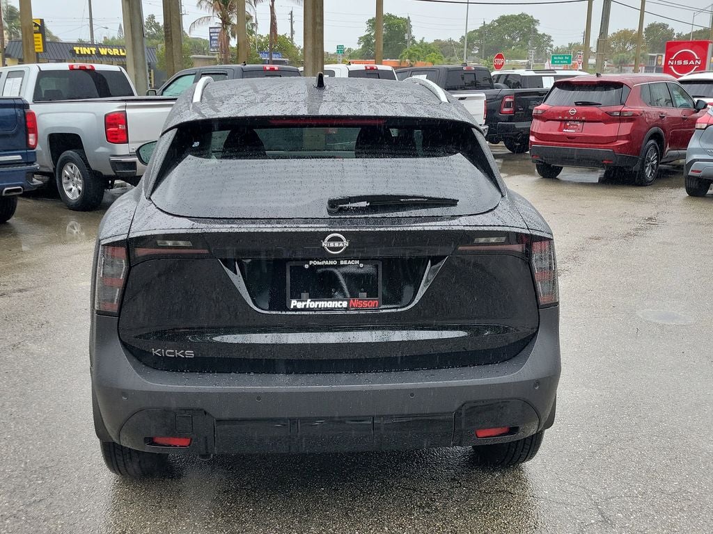 2026 Nissan Kicks SV