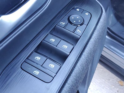 2026 Nissan Kicks SV Premium