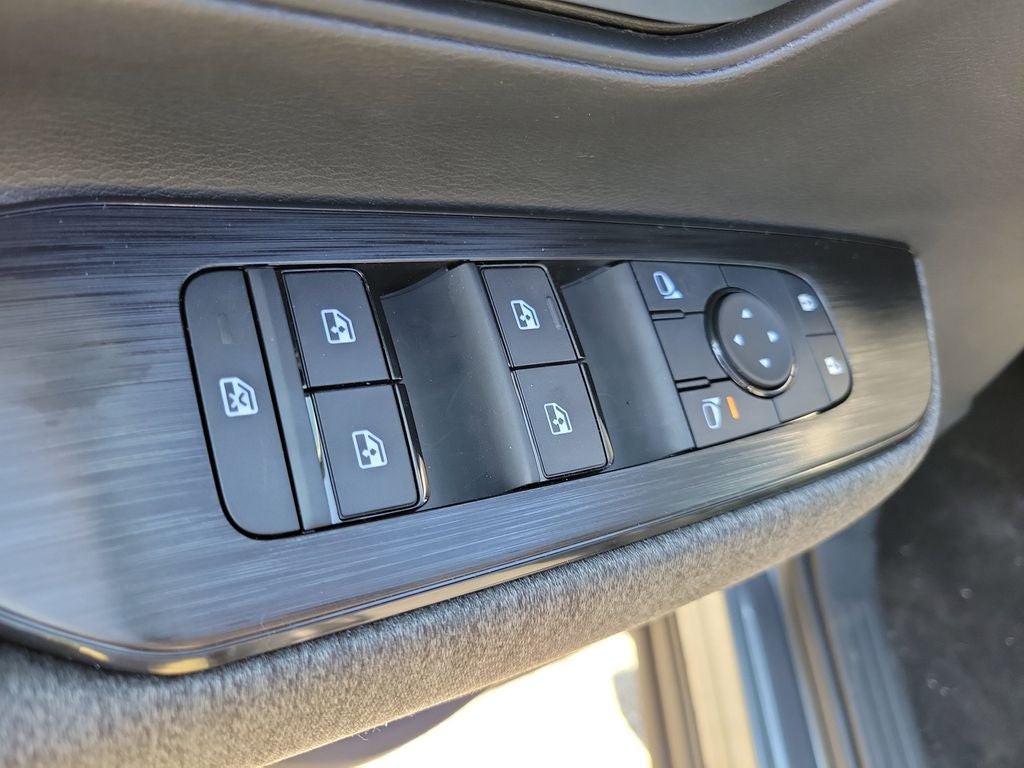 2026 Nissan Kicks SV Premium PKG