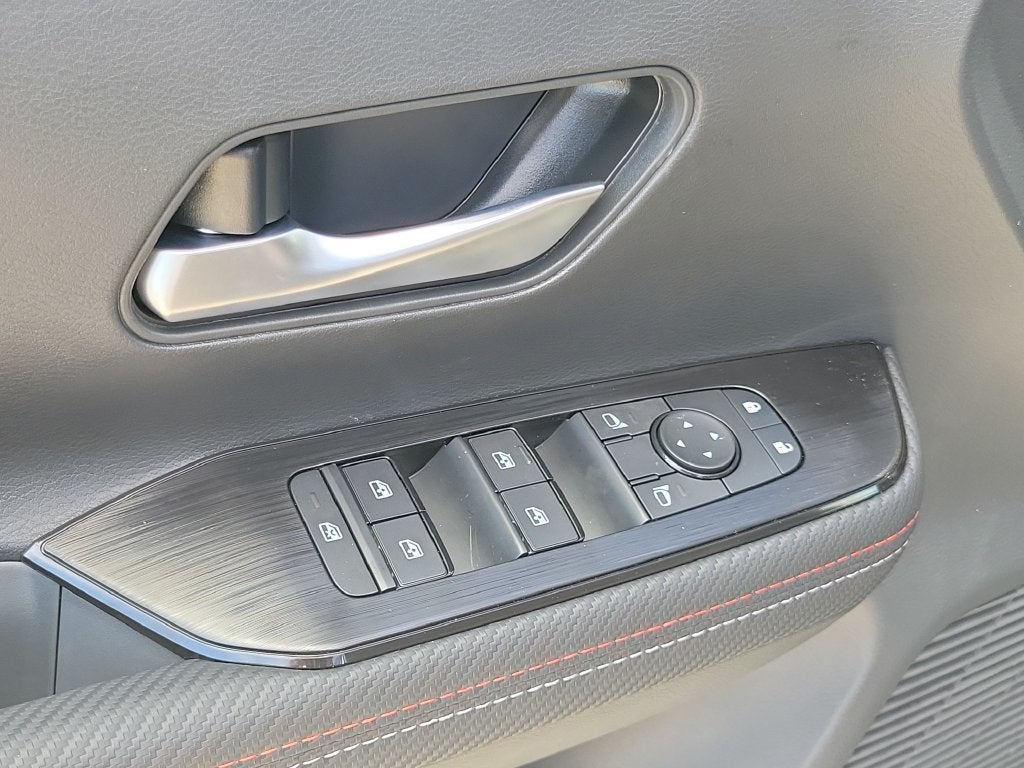 2027 Nissan Kicks SR
