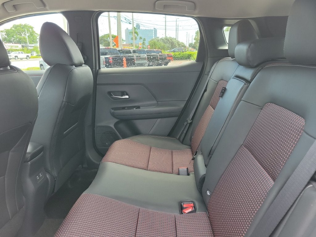 2027 Nissan Kicks SR