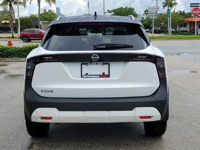 2027 Nissan Kicks SR