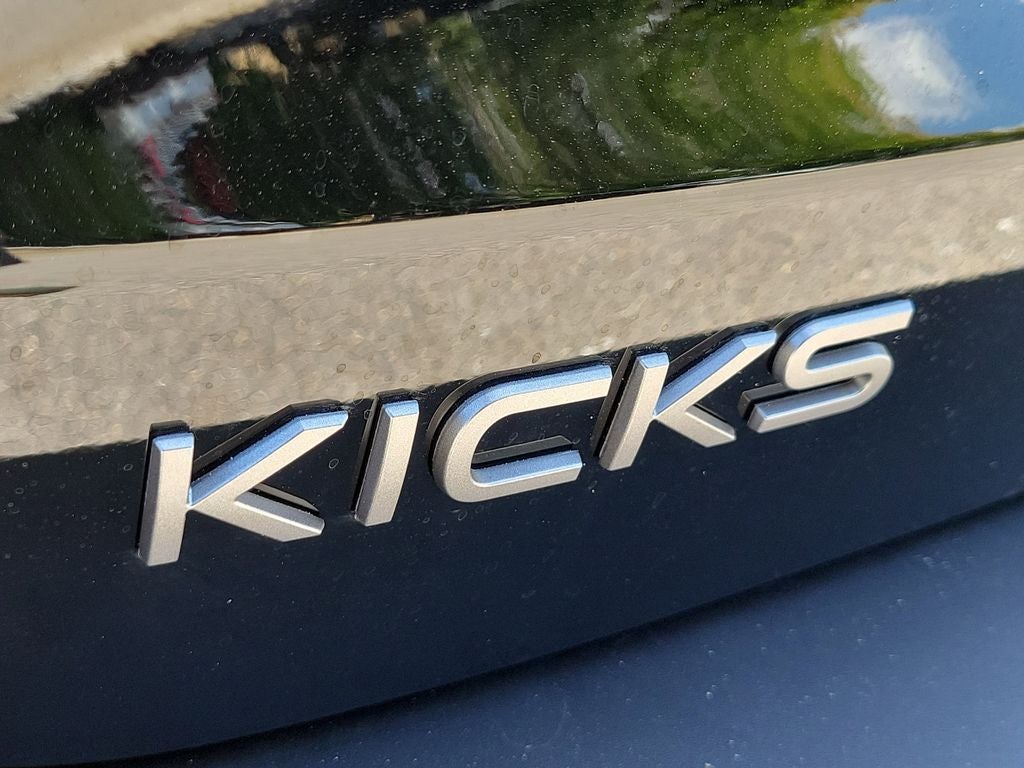 2026 Nissan Kicks SR 19" Wheels
