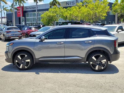 2025 Nissan Kicks SR