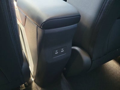 2026 Nissan Kicks SR 19" Wheels