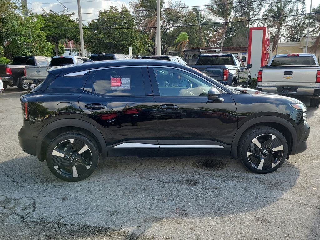 2025 Nissan Kicks SR