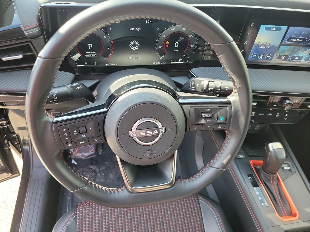 2025 Nissan Kicks SR