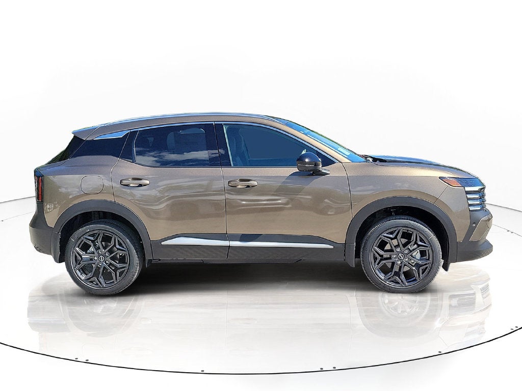 2027 Nissan Kicks SR