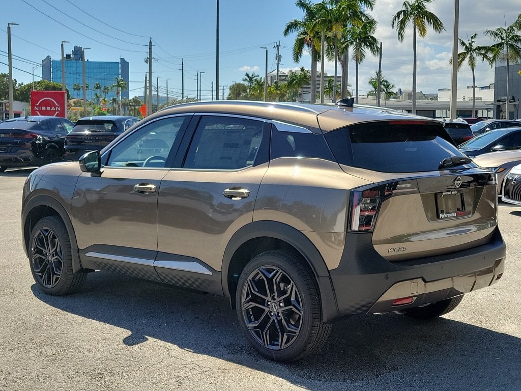 2027 Nissan Kicks SR