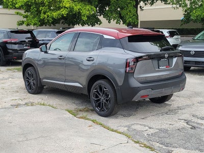 2026 Nissan Kicks SR 19" Wheels