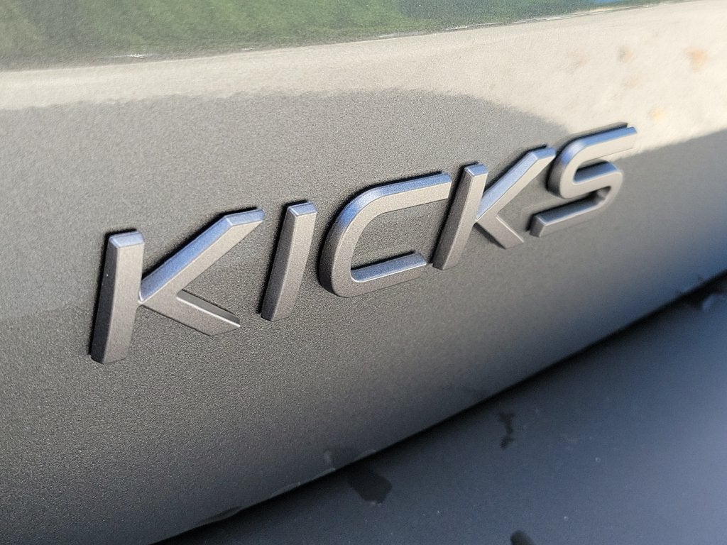 2027 Nissan Kicks SR