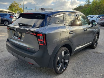 2025 Nissan Kicks SR