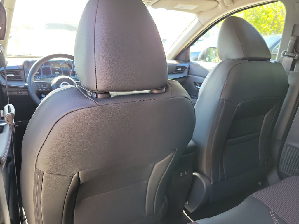 2026 Nissan Kicks SR 19" Wheels