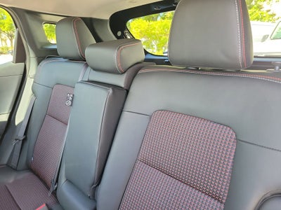 2026 Nissan Kicks SR 19" Wheels