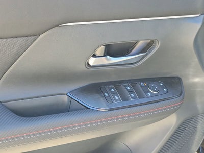 2026 Nissan Kicks SR 19" Wheels