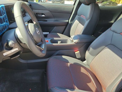 2026 Nissan Kicks SR 19" Wheels