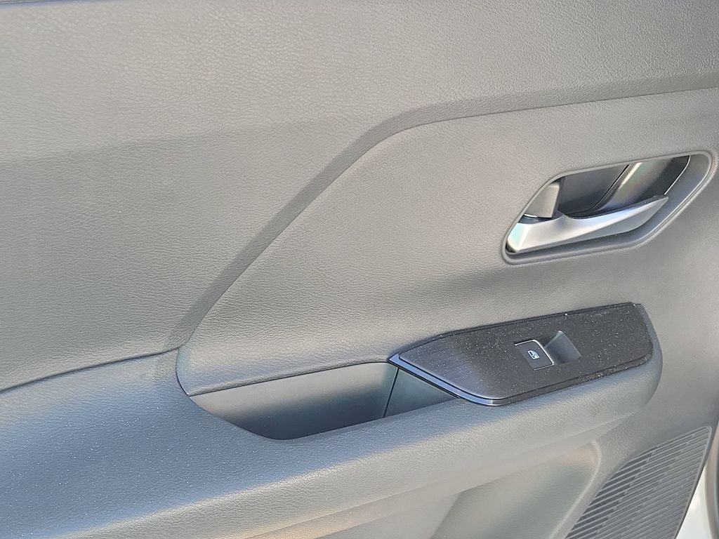 2026 Nissan Kicks SR 19" Wheels