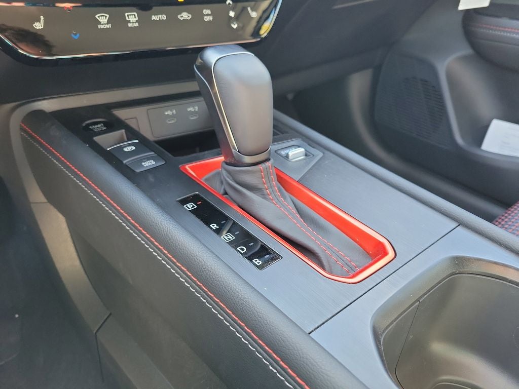 2026 Nissan Kicks SR 19" Wheels