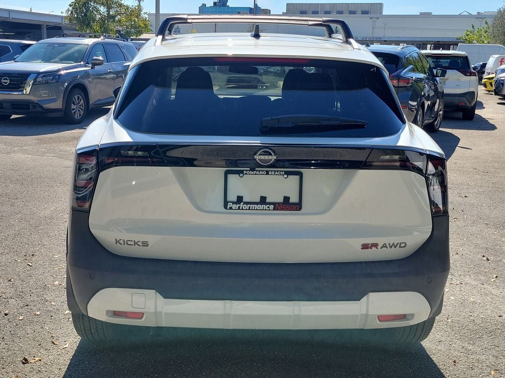 2026 Nissan Kicks SR 19" Wheels