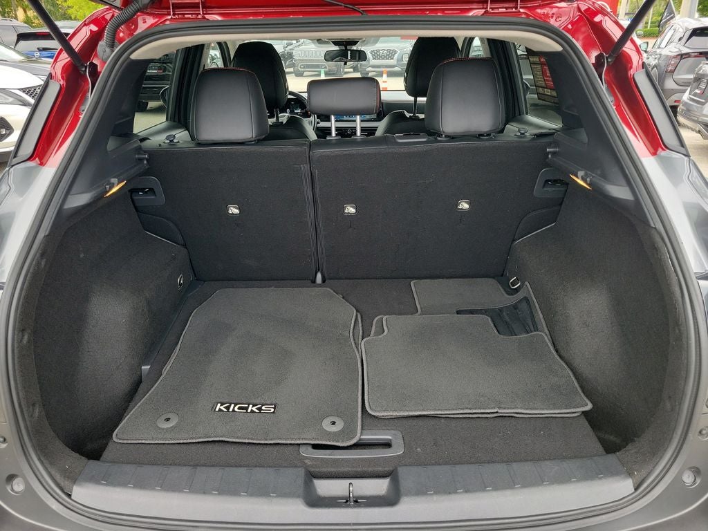 2025 Nissan Kicks SR w/Premium Package