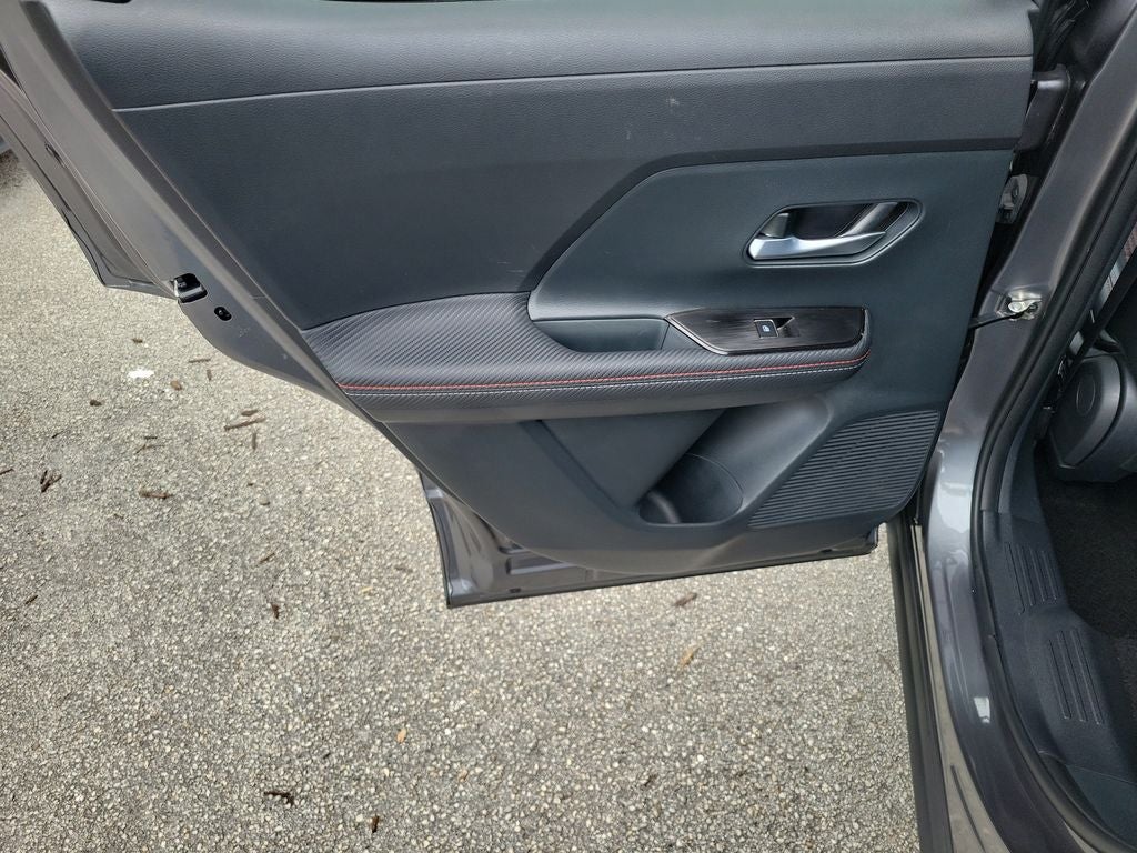2025 Nissan Kicks SR w/Premium Package
