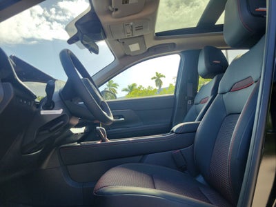 2026 Nissan Kicks SR Premium