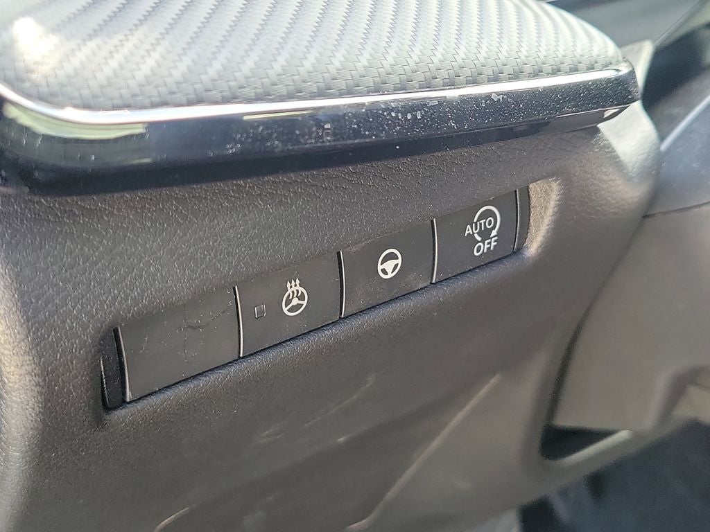 2026 Nissan Kicks SR Premium