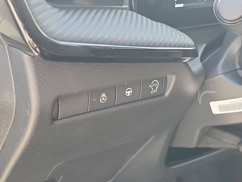 2026 Nissan Kicks SR Premium