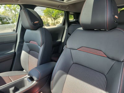 2026 Nissan Kicks SR Premium