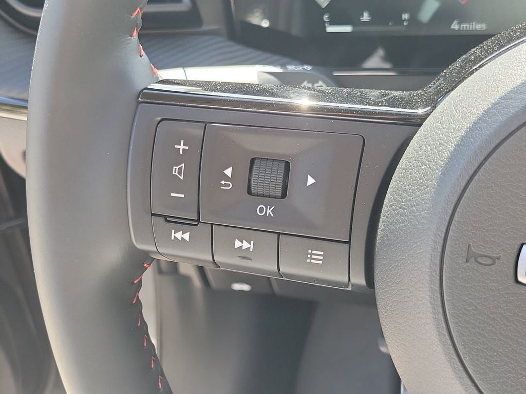 2026 Nissan Kicks SR Premium