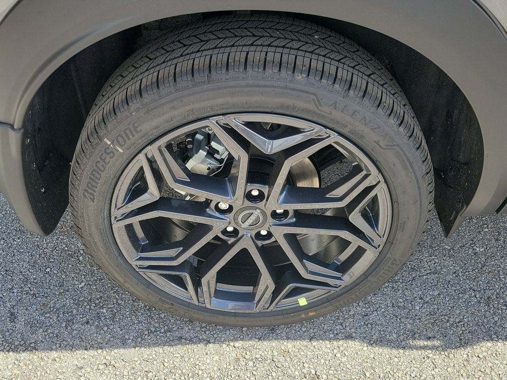 2026 Nissan Kicks SR Premium